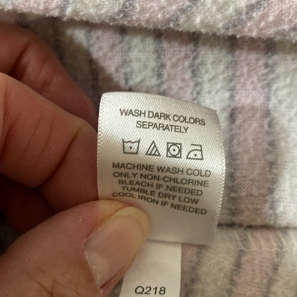 Pajamagram Pink, White & Gray Stripe, Satin Trim Woman’s Size Large Pajama Set. - Picture 11 of 11